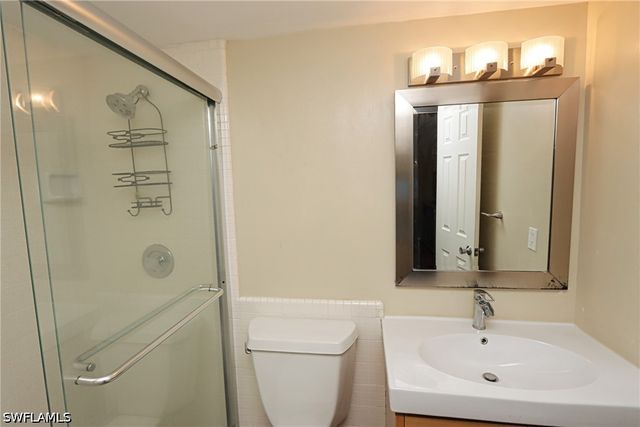 820 Ketch DR 3, Naples, FL 34103