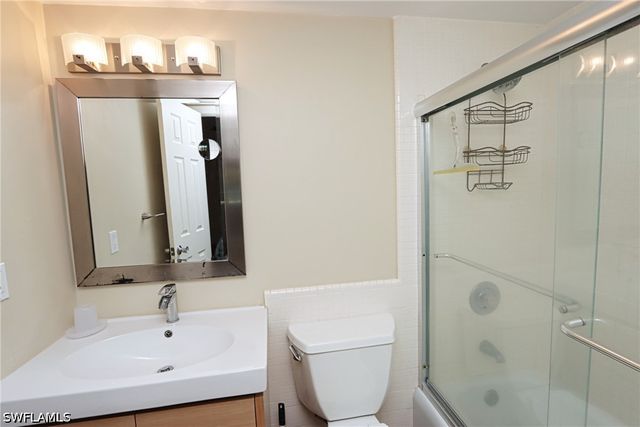 820 Ketch DR 3, Naples, FL 34103