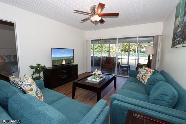 820 Ketch DR 3, Naples, FL 34103