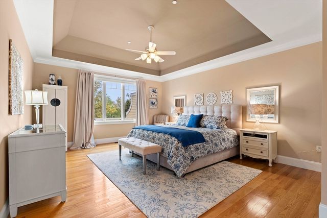 9 Muirfield Cir, Andover, MA 01810