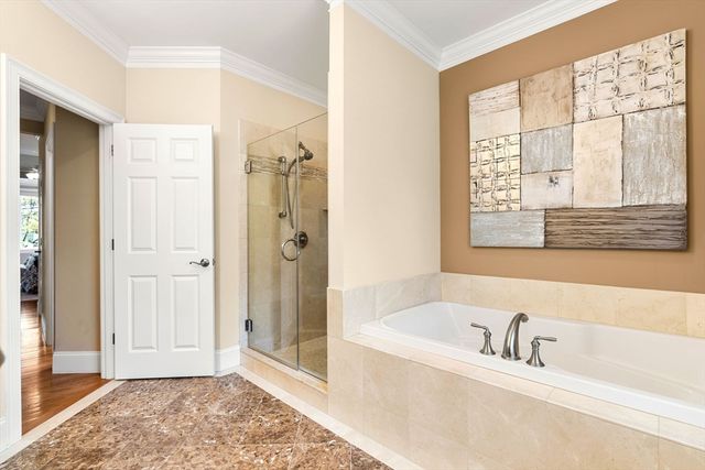 9 Muirfield Cir, Andover, MA 01810