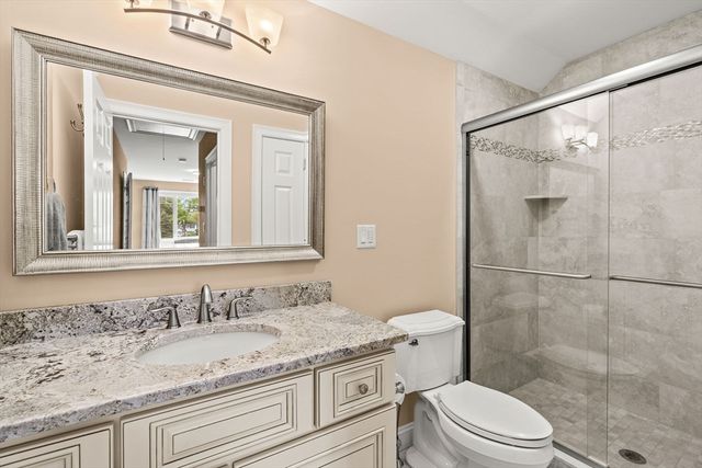 9 Muirfield Cir, Andover, MA 01810