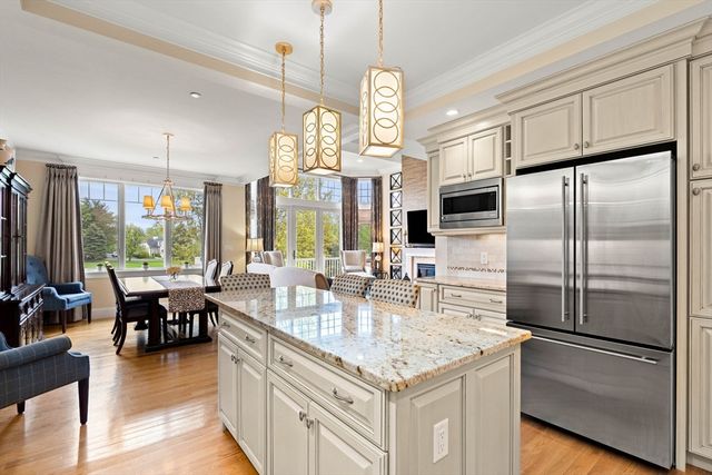 9 Muirfield Cir, Andover, MA 01810