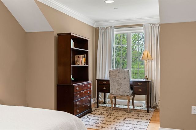 9 Muirfield Cir, Andover, MA 01810