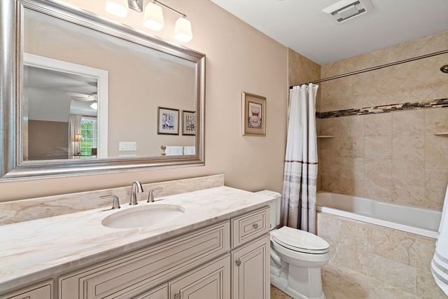 9 Muirfield Cir, Andover, MA 01810