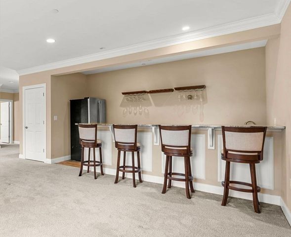 9 Muirfield Cir, Andover, MA 01810