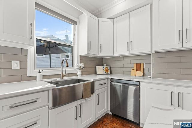 5A 19th Street, Weehawken, NJ 07086
