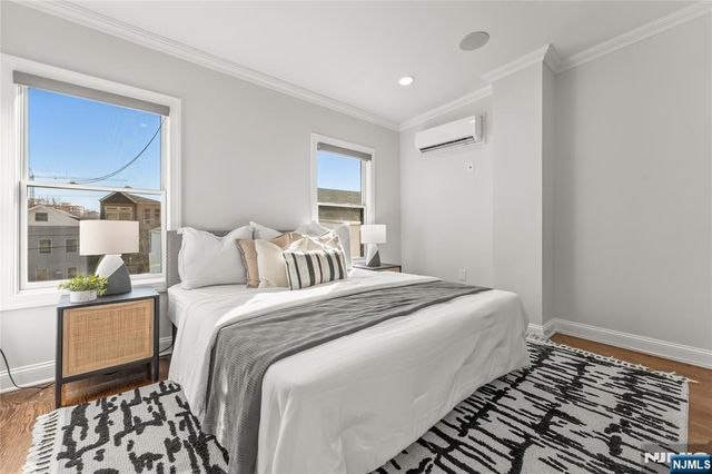 5A 19th Street, Weehawken, NJ 07086