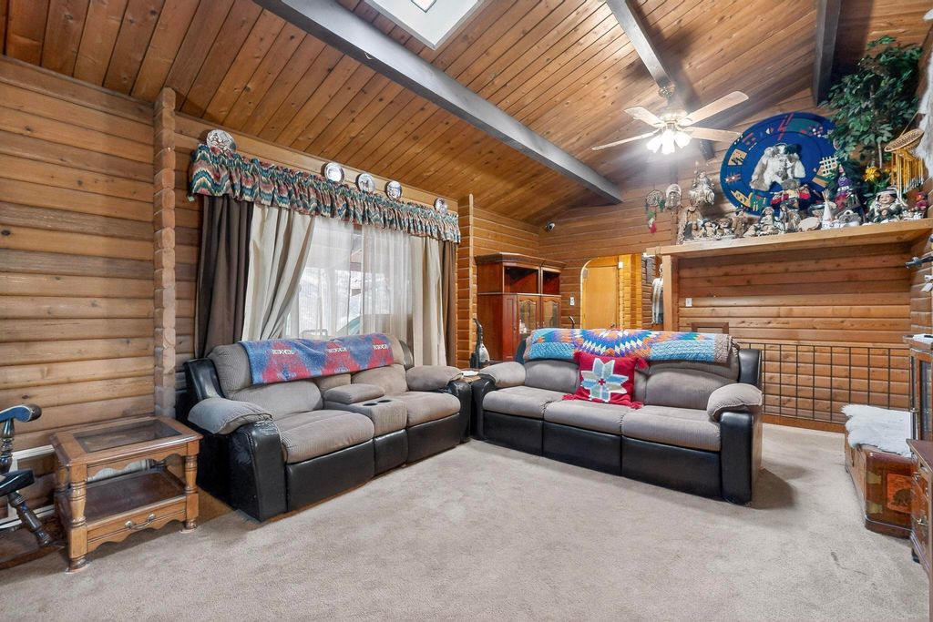 Image 14 of property listing at 455 Obsidian Road, Jemez Springs, NM 87025