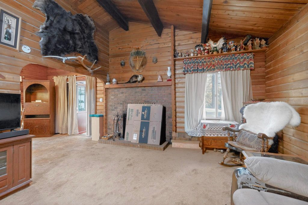Image 16 of property listing at 455 Obsidian Road, Jemez Springs, NM 87025