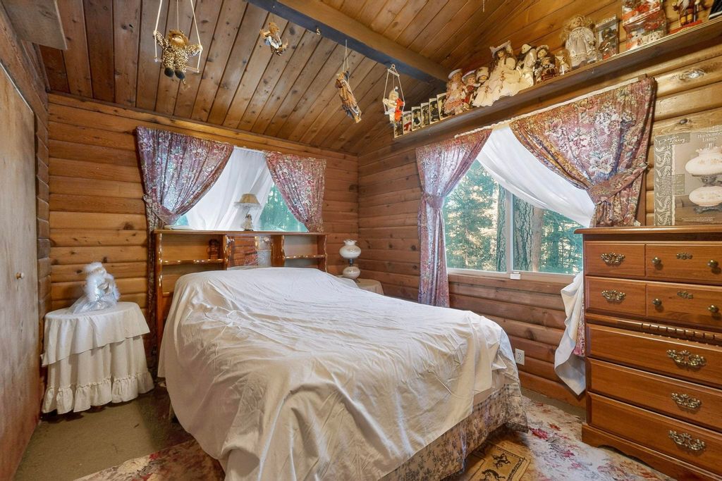 Image 30 of property listing at 455 Obsidian Road, Jemez Springs, NM 87025