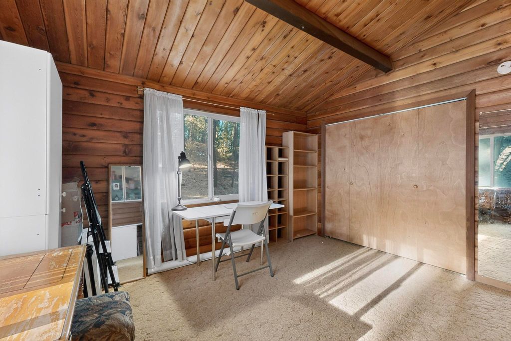 Image 37 of property listing at 455 Obsidian Road, Jemez Springs, NM 87025