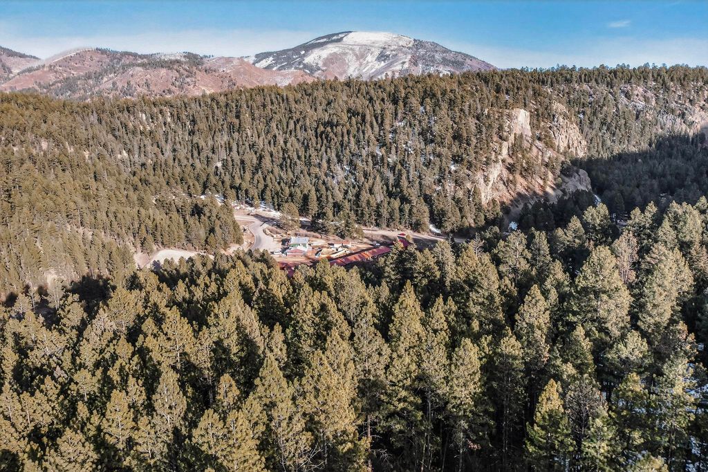 Image 61 of property listing at 455 Obsidian Road, Jemez Springs, NM 87025