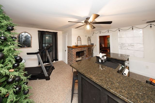 508 Vernon Ave, Barre, MA 01074