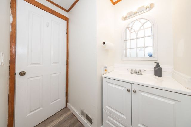 508 Vernon Ave, Barre, MA 01074