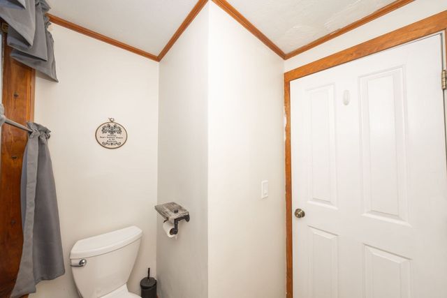 508 Vernon Ave, Barre, MA 01074