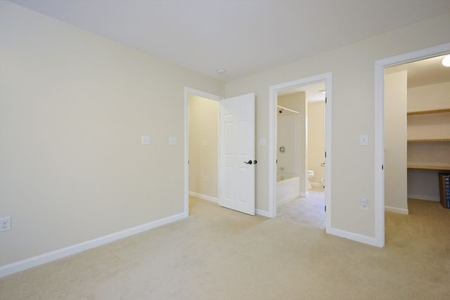 68 Dresser Hill Number 2 Rd, Dudley, MA 01571