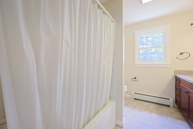 68 Dresser Hill Number 2 Rd, Dudley, MA 01571