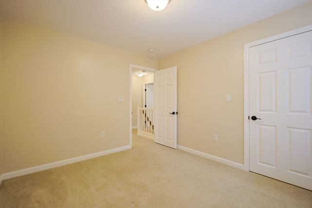 68 Dresser Hill Number 2 Rd, Dudley, MA 01571