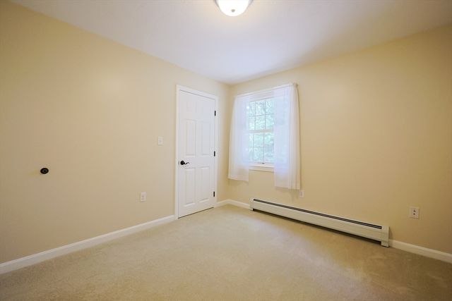 68 Dresser Hill Number 2 Rd, Dudley, MA 01571