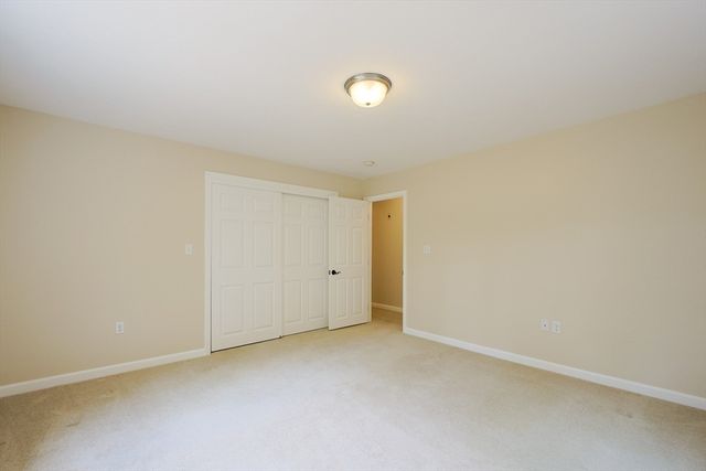 68 Dresser Hill Number 2 Rd, Dudley, MA 01571