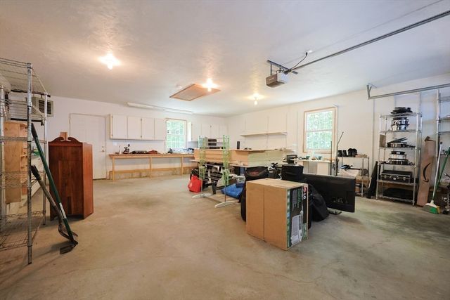 68 Dresser Hill Number 2 Rd, Dudley, MA 01571