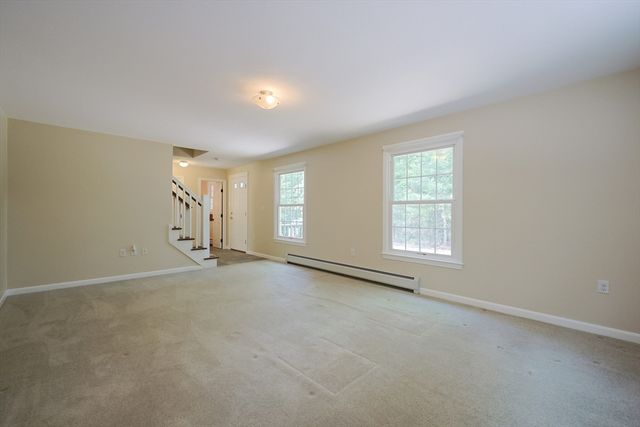 68 Dresser Hill Number 2 Rd, Dudley, MA 01571