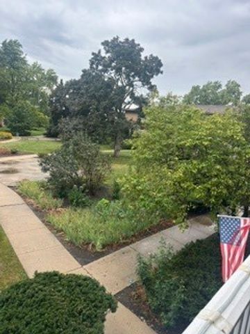 940 Beau Drive 209, Des Plaines, IL 60016