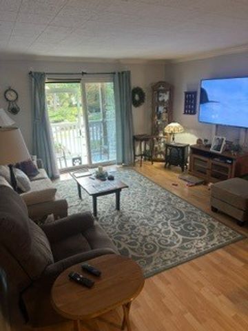 940 Beau Drive 209, Des Plaines, IL 60016