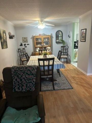 940 Beau Drive 209, Des Plaines, IL 60016