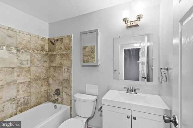 1402 N AMELIA ST, Sterling, VA 20164