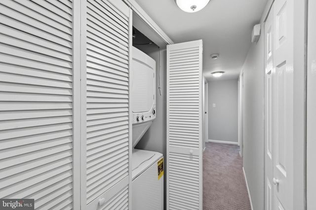 1402 N AMELIA ST, Sterling, VA 20164