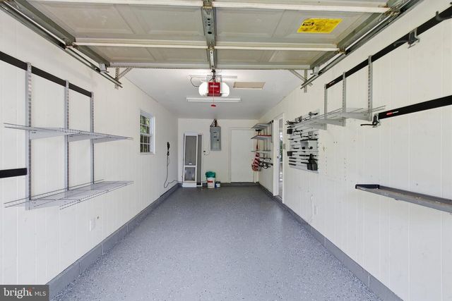 1402 N AMELIA ST, Sterling, VA 20164
