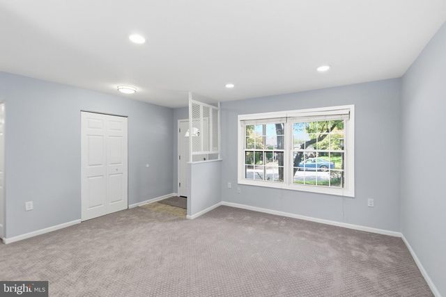 1402 N AMELIA ST, Sterling, VA 20164