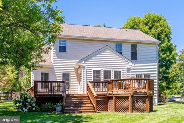 12809 TOURNAMENT DR, Reston, VA 20191