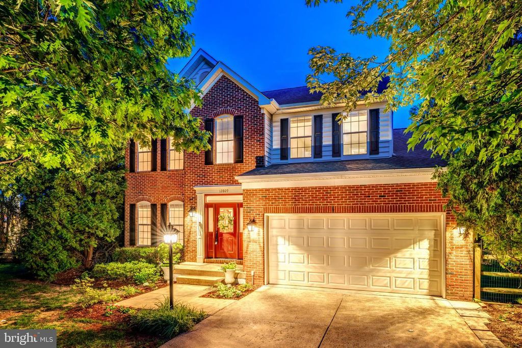 12809 TOURNAMENT DR, Reston, VA 20191