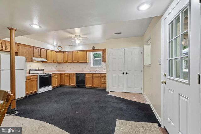 4170 S BLACK HORSE PIKE, Williamstown, NJ 08094