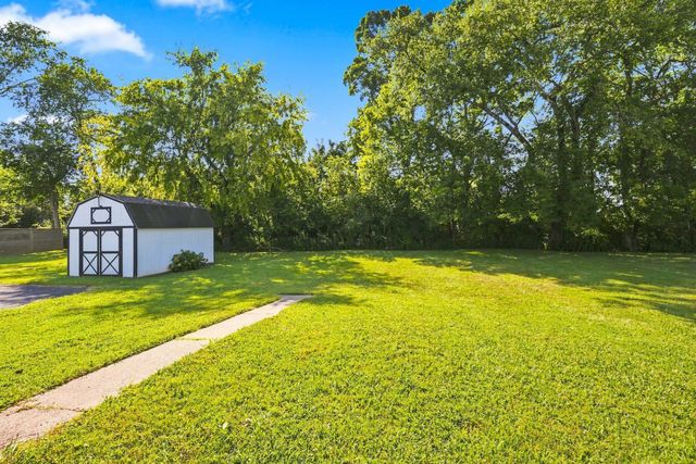104 Highlander Dr, Hendersonville, TN 37075