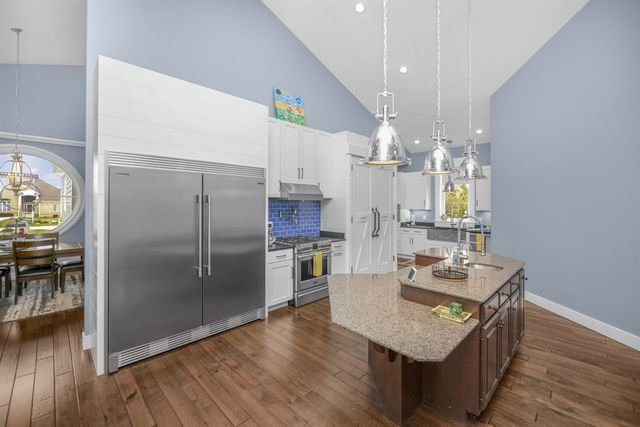 21373 Sail Bay Drive, Cassopolis, MI 49031