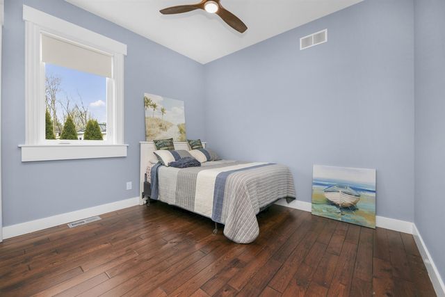 21373 Sail Bay Drive, Cassopolis, MI 49031