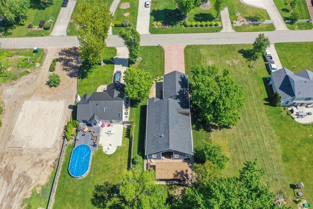 21373 Sail Bay Drive, Cassopolis, MI 49031