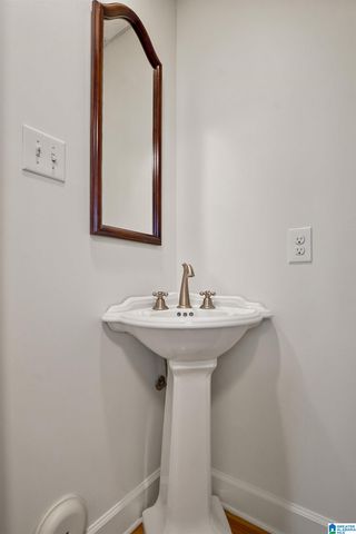 219 HIGHGATE HILL ROAD, Indian Springs Village, AL 35124