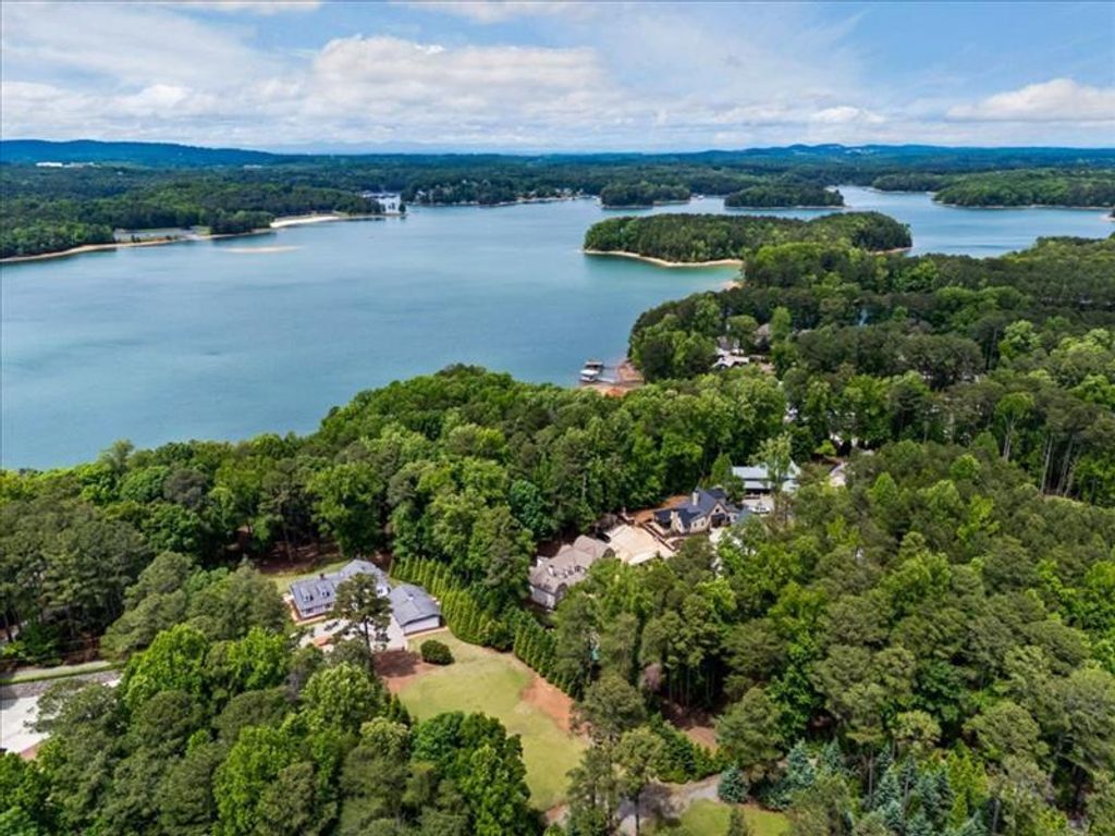 Image 23 of property listing at 3080 Dove Trail, Cumming, GA 30041
