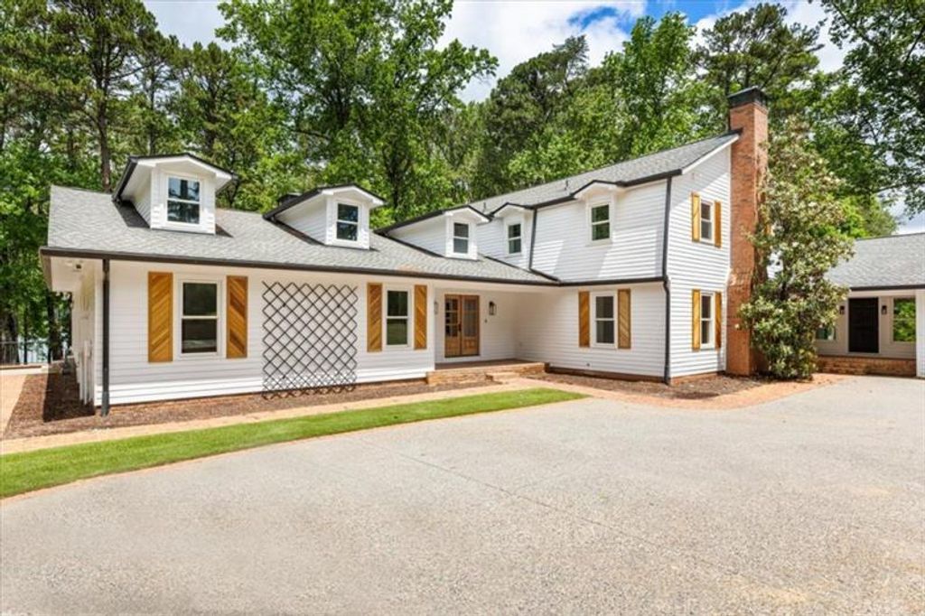 Image 5 of property listing at 3080 Dove Trail, Cumming, GA 30041