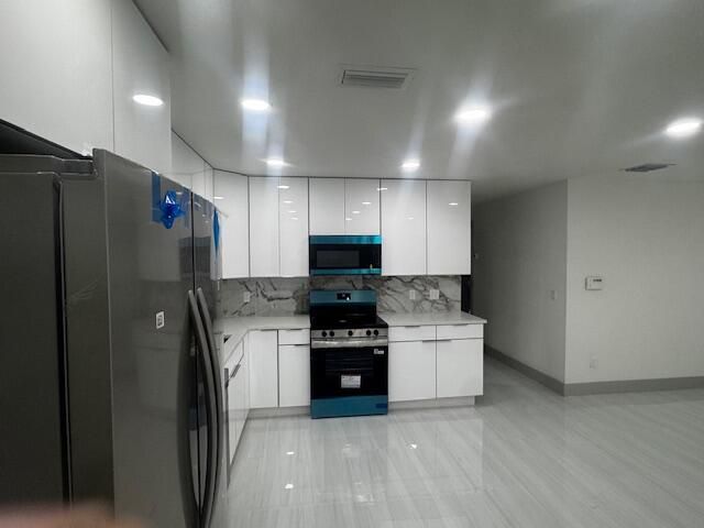 3401 Evergreen, Palm Springs, FL 33461