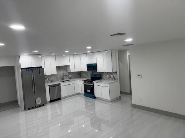 3401 Evergreen, Palm Springs, FL 33461