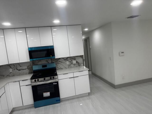 3401 Evergreen, Palm Springs, FL 33461