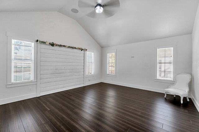 15446 Monreal Rd, Madera, CA 93636