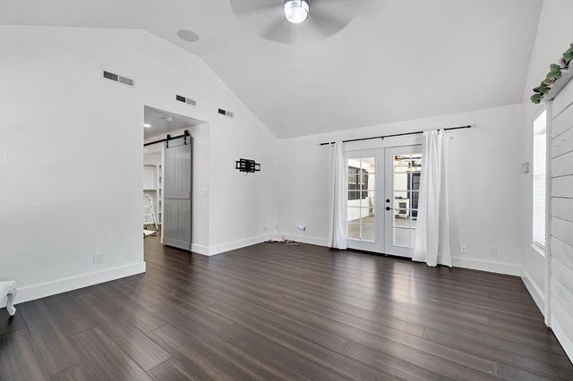 15446 Monreal Rd, Madera, CA 93636