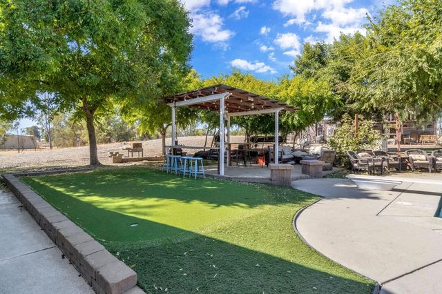 15446 Monreal Rd, Madera, CA 93636